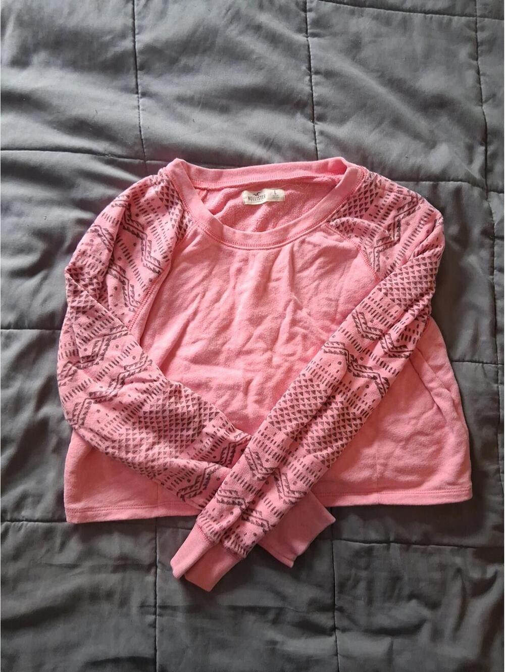 Hollister Sweater Large Crew Neck Pullover Pink Y2K Designs Down Arms W1